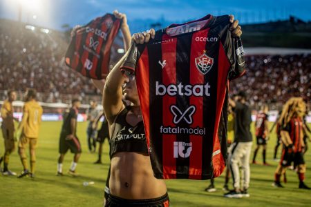 Vitória busca recuperação na Copa do Nordeste contra o Náutico no Barradão