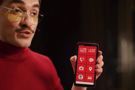 Brahma distribuirá celulares em Salvador; saiba onde