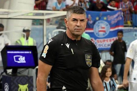 CBF nomeia árbitro e equipe para o confronto decisivo entre Moto Club e Bahia na Copa do Brasil