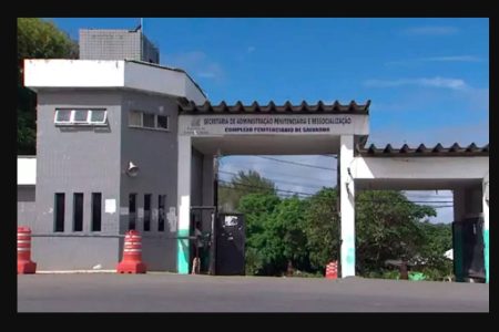 Detento morre após passar mal na Penitenciária Lemos Brito Detento morre após passar mal na Penitenciária Lemos Brito