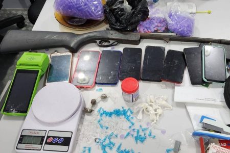 Suspeita de tráfico de drogas no Carnaval é presa pela Polícia Civil