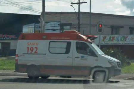 Homem é procurado por atropelar duas pessoas após discussão de trânsito na Bahia