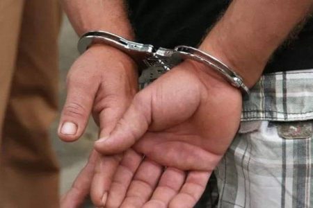 Traficante detido na Barra consegue fugir de cela