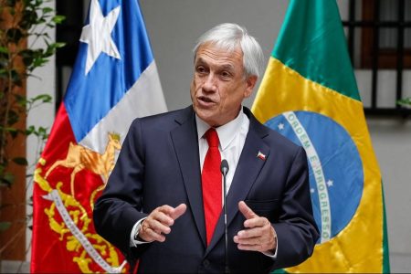 Ex-presidente do Chile morre em acidente de helicóptero