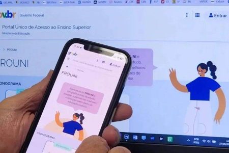 MEC adia divulgação da segunda chamada do Prouni