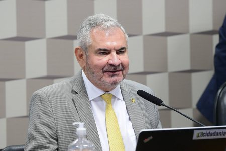 “Ninguém aguenta mais isso”, diz Coronel ao defender fim da reeleição para cargos no Executivo “Ninguém aguenta mais isso”, diz Coronel ao defender fim da reeleição para cargos no Executivo