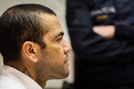 Ministério Público Espanhol vai recorrer para aumentar pena de Daniel Alves por condenação de estupro