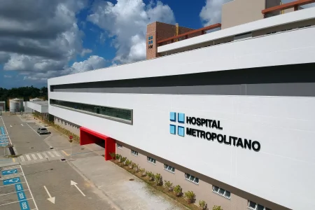 Família pede urgência na regulação de paciente internada há quase dois meses no Hospital Metropolitano