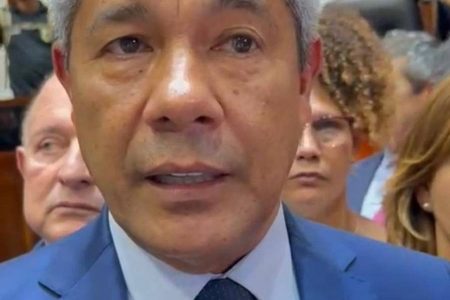 “Possa ser que demore um pouco”, diz Jerônimo sobre terceira policlínica de Salvador