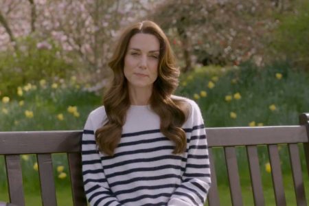 Vídeo: Kate Middleton revela ter câncer