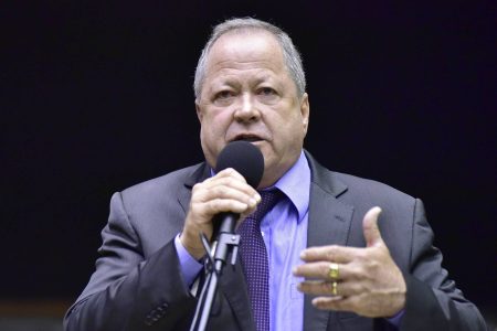 Plenário da Câmara dos Deputados decide manter Brazão preso