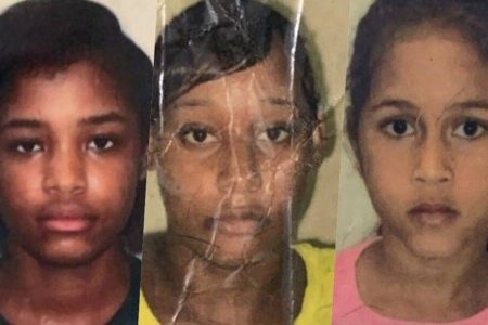 Polícia encontra três mulheres assassinadas em banheiro de apartamento