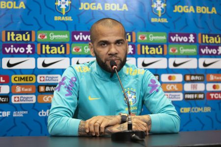 Ministério Público de Barcelona recorre da absolvição de Daniel Alves no caso de estupro Ministério Público de Barcelona recorre da absolvição de Daniel Alves no caso de estupro