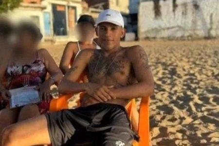 Jovem é assassinado a tiros enquanto jogava sinuca em Salvador