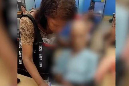 Laudo aponta desnutrição como um dos motivos da morte de idoso levado por sobrinha a banco