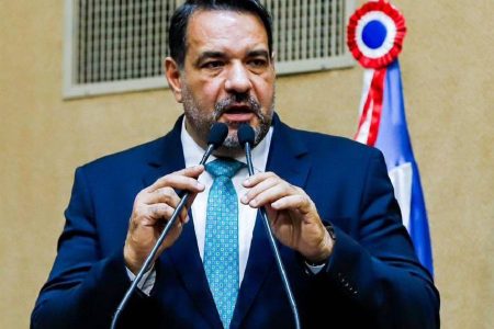 Governo do Estado persegue a população do Subúrbio Ferroviário, aponta Alan Sanches
