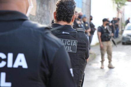 Polícia Civil identifica galpão que funcionava como desmanche de veículos