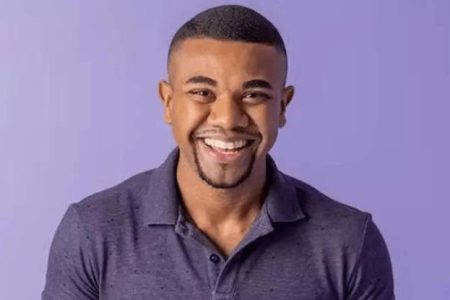 Davi Brito recupera conta no Instagram após ser hackeado: ‘Não está sendo fácil’