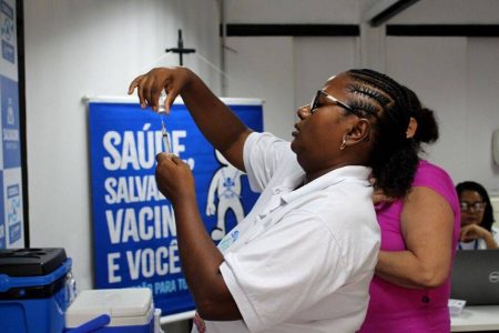 Anvisa amplia uso de medicamento contra câncer de pulmão no Brasil