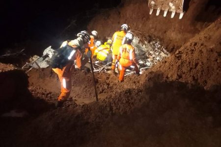 Rio Grande do Sul: Bombeiros baianos já resgataram mais de 160 vítimas das chuvas