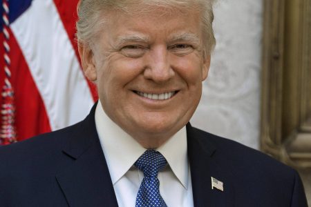 Câmara de Belém, sede da COP30, declara Trump persona non grata Câmara de Belém, sede da COP30, declara Trump persona non grata