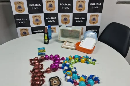 Mulher é presa por vender trufas recheadas com drogas