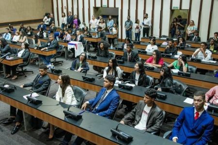 Inscrições para Jovem Deputado Baiano e Estágio Legislativo seguem até sexta