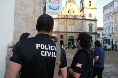 Polícia Civil recupera drogas e objetos roubados no Centro Histórico