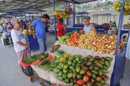 Semop abre vagas para permissionários após revitalização de feiras e mercados