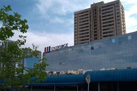 Aulas de campus da Unijorge são suspensas por roubo de cabos