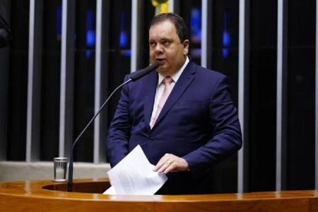 Candidato de Lira na Câmara, Elmar Nascimento, negocia a 1ª vice com partido PL