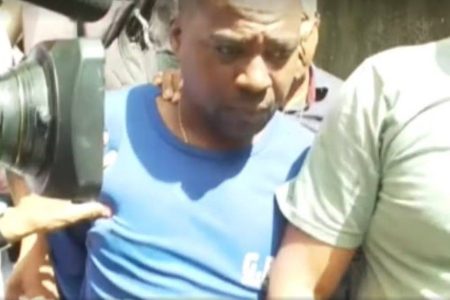 Audiência de acusação de assassinato em Pernambués adia definição do tipo de julgamento