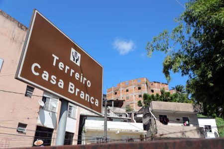 Prefeitura inicia desapropriação de imóvel irregular que ameaçava Terreiro da Casa Branca