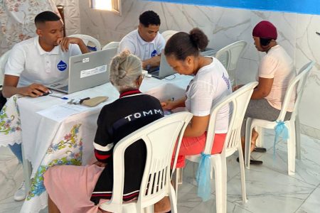Atendimento itinerante da Embasa chega a Simões Filho