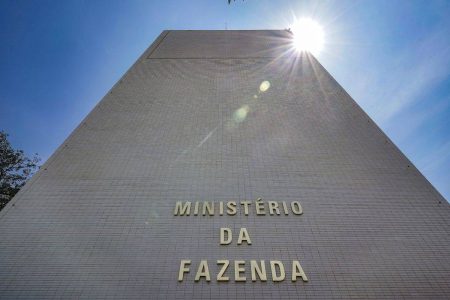 Desenrola 2.0: Fazenda define regras para que bancos iniciem renegociação de dívidas