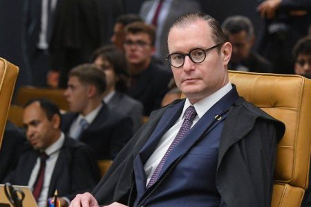 STF: Zanin vota para manter Moro como réu por calunia contra Gilmar Mendes STF: Zanin vota para manter Moro como réu por calunia contra Gilmar Mendes