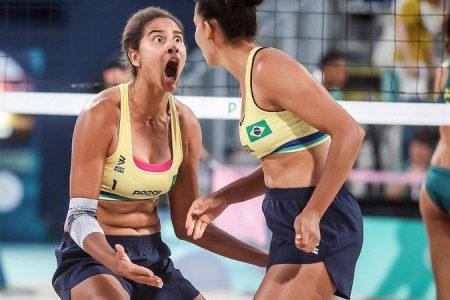 Paris 24: Brasil é ouro no vôlei de praia com Ana Patrícia e Duda