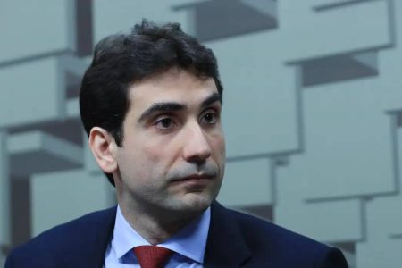 Gabriel Galípolo é indicado por Lula para presidir o Banco Central