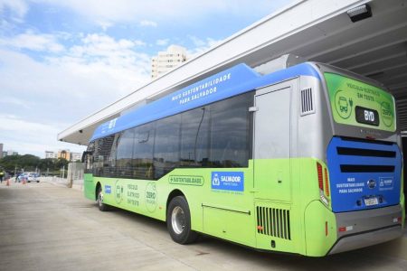Salvador inicia testes com ônibus elétrico na linha Lapa a partir desta terça