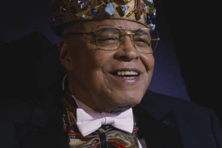 Voz de Darth Vader, James Earl Jones morre aos 93 anos