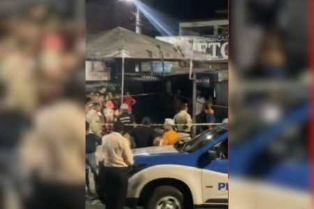 Homem morre e crianças ficam feridas após ataque a tiros em Jequié