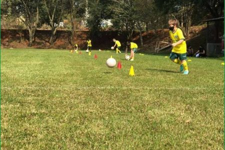Sudesb abre 500 vagas para aulas de escolinhas de futebol em Salvador