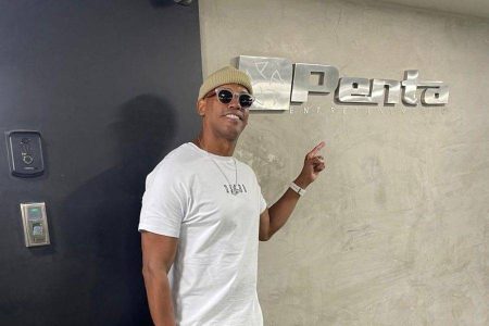 Banda Pagodart assina contrato com a Penta Entretenimento