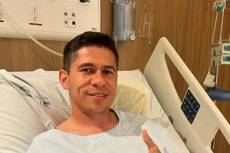 Osvaldo, do Vitória, é internado com tromboembolismo pulmonar