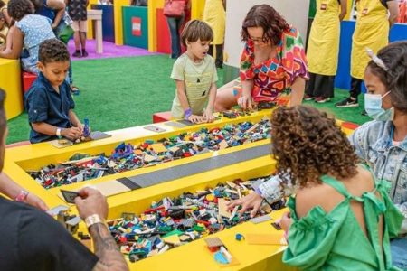 Lego Experience chega ao Parque Shopping Bahia com diversão gratuita; saiba mais