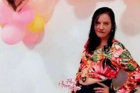 Adolescente é apreendido suspeito de matar própria mãe a facadas no extremo sul da Bahia