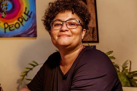 Roteirista baiana brilha em série indicada ao Emmy Internacional 2024