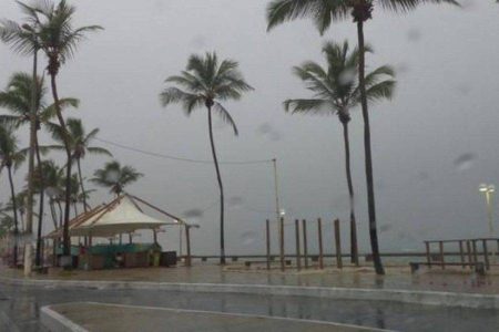 Salvador registra novos acumulados de chuva e mantém alerta para o fim de semana
