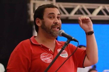 PT-BA vai à Justiça contra ACM Neto após falas sobre ligação com o crime