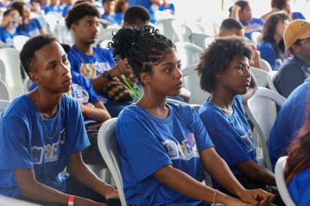 Festival Bolsa Presença + Pé-de-Meia proporciona aulão do Enem para estudantes